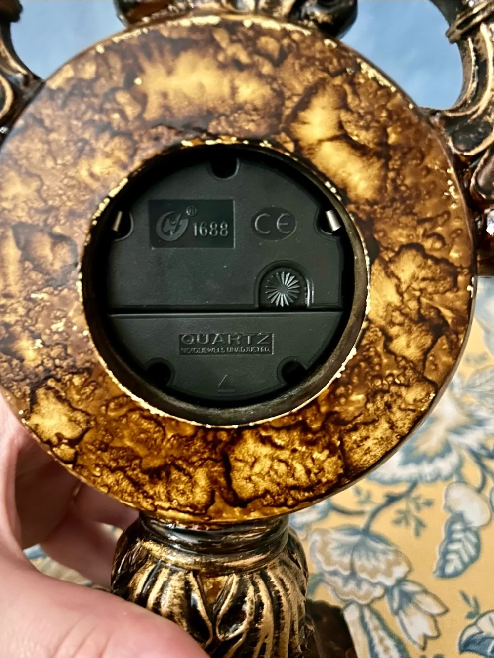 Richard Ward Winchester Vintage Display Decorative Clock